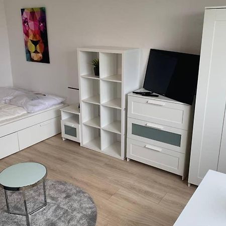 1 Zi-Whg, Netflix, Wifi, Kueche, 15Min Zum Zentrum Lipsia Esterno foto