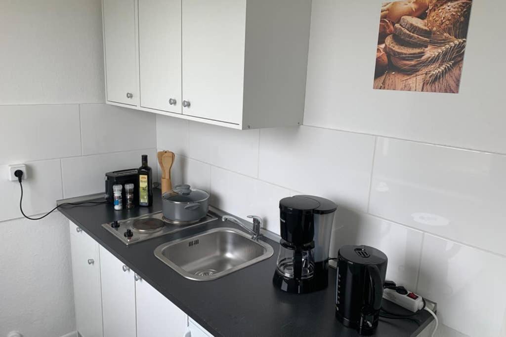 1 Zi-Whg, Netflix, Wifi, Kueche, 15Min Zum Zentrum Lipsia Esterno foto